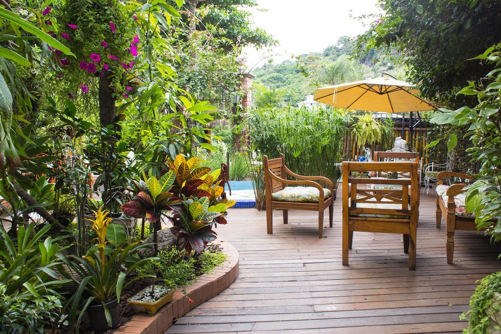 Guest house Quebra Mar 3*